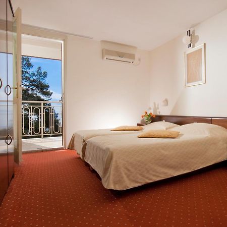 Hotel Οπατία Εξωτερικό φωτογραφία