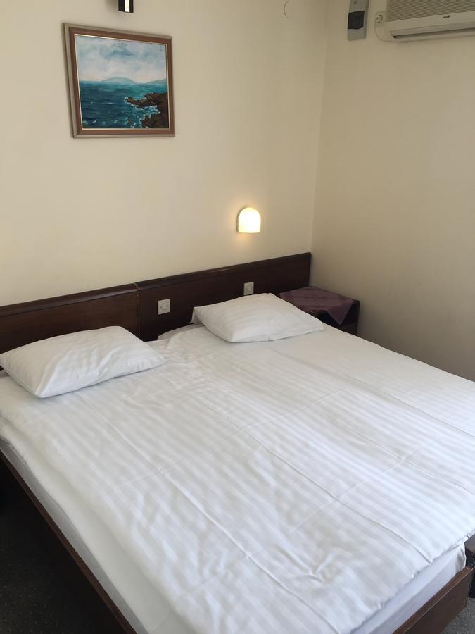 Hotel Οπατία Εξωτερικό φωτογραφία