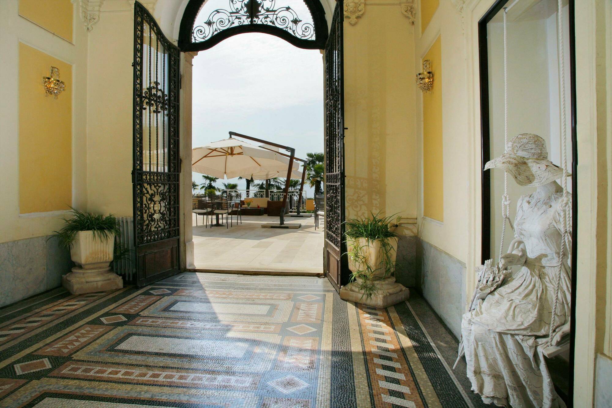 Hotel Οπατία Εξωτερικό φωτογραφία